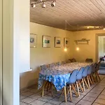 6 Bedroom Beautiful In בית נופש *