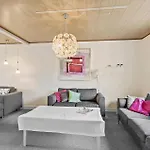 6 Bedroom Beautiful In בית נופש Ærøskøbing