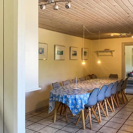 6 Bedroom Beautiful In Nyaraló *
